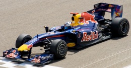 Vettel_Bahrain_2010_(cropped)